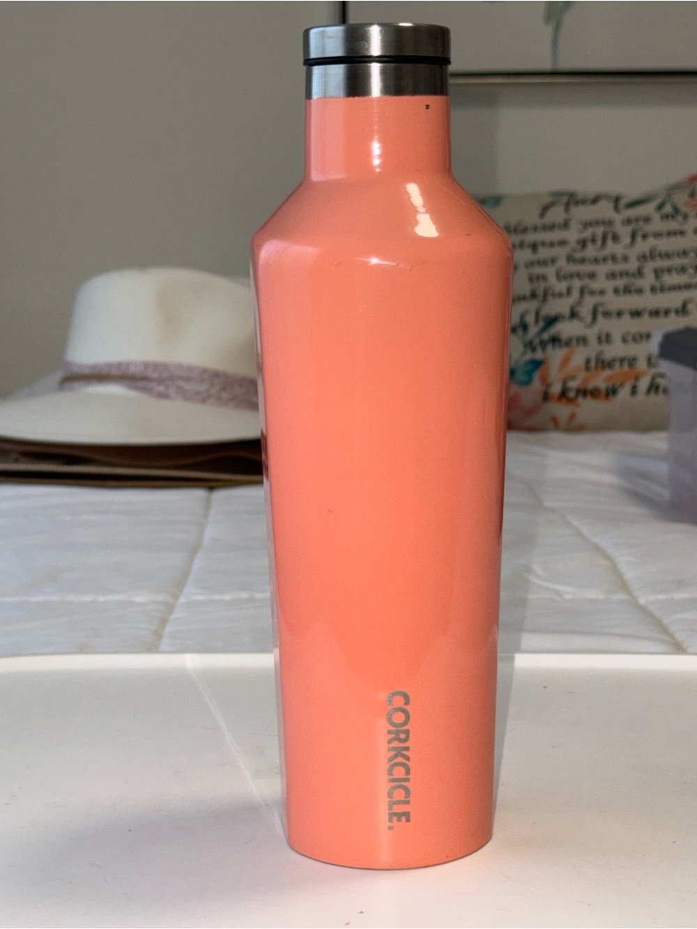 Corkcicle Coral peach insulated Stainless Steel canteen water Bottle. 24 oz